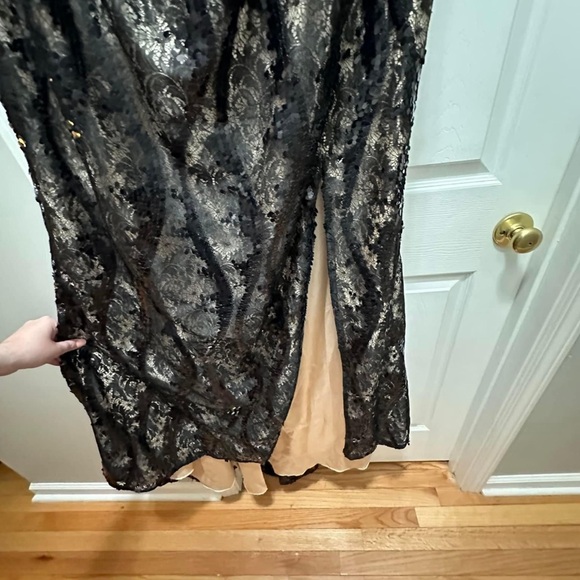 Prom/Pageant Dress - Picture 2 of 6